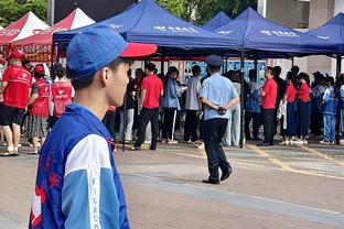 津媒：国奥队20日与26日和马来西亚踢热身赛，该队平均年龄21岁